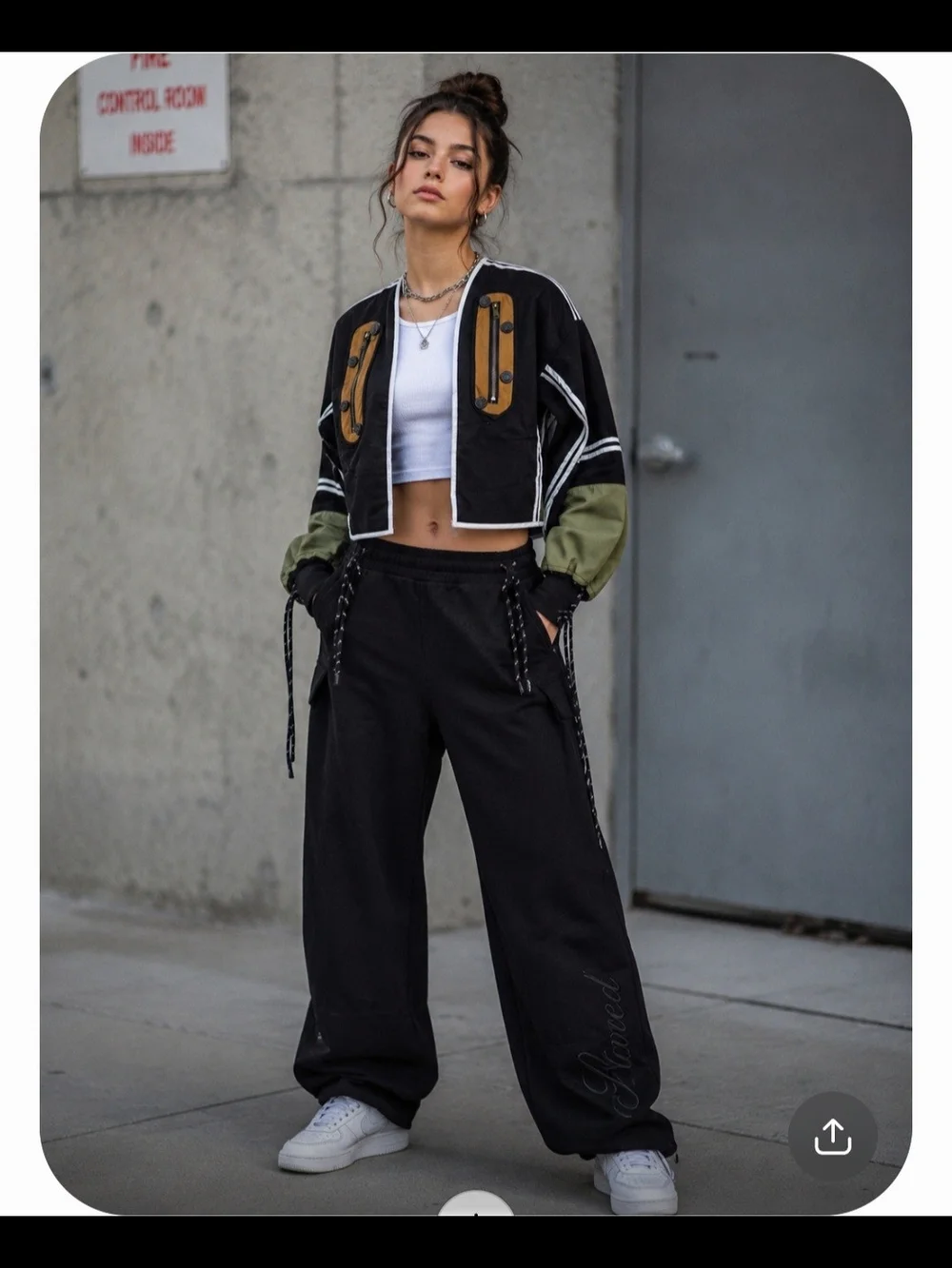 Amber Holic Streetwear Cropped Black Brown Green Jacket. 100% Cotton. Sz M